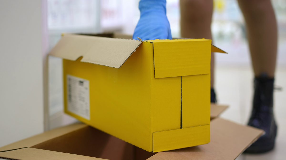 Prescription package with U.S. customs notice about the January 20, 2027 international mail deadline